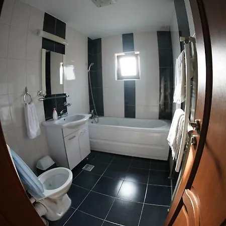 Trandafir Casa de hóspedes 3*