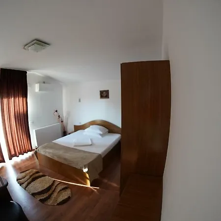 Casa de hóspedes Trandafir